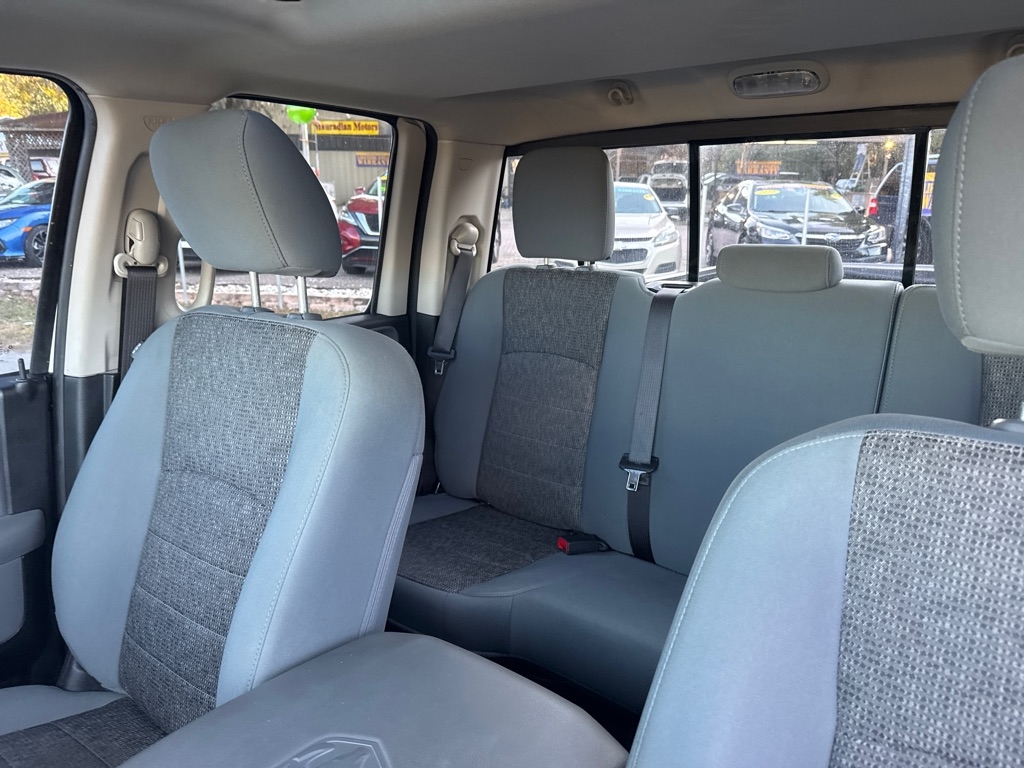 RAM 1500 Big Horn 4x4 Quad Cab 6'4" Box 2018