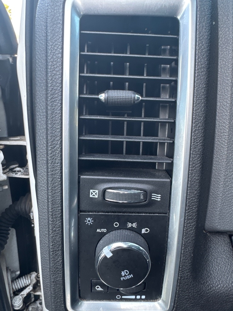 RAM 1500 Big Horn 4x4 Quad Cab 6'4" Box 2018