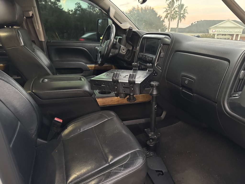 Chevrolet Silverado 2500HD Built After Aug 14 4WD Crew Cab 153.7" LTZ 2015