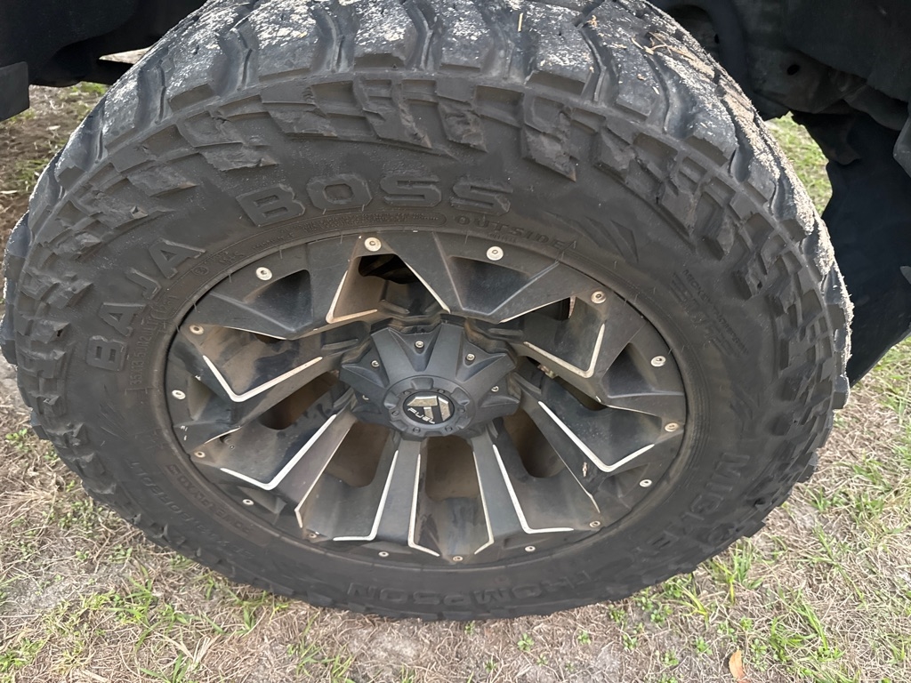 Chevrolet Silverado 2500HD Built After Aug 14 4WD Crew Cab 153.7" LTZ 2015