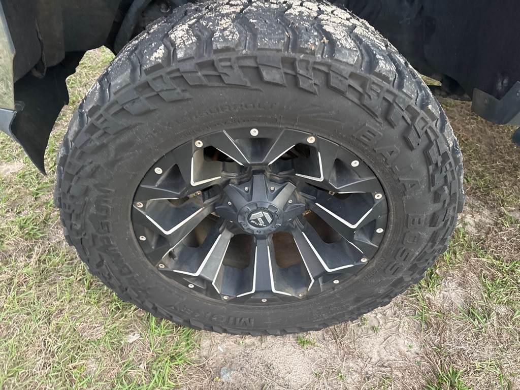 Chevrolet Silverado 2500HD Built After Aug 14 4WD Crew Cab 153.7" LTZ 2015