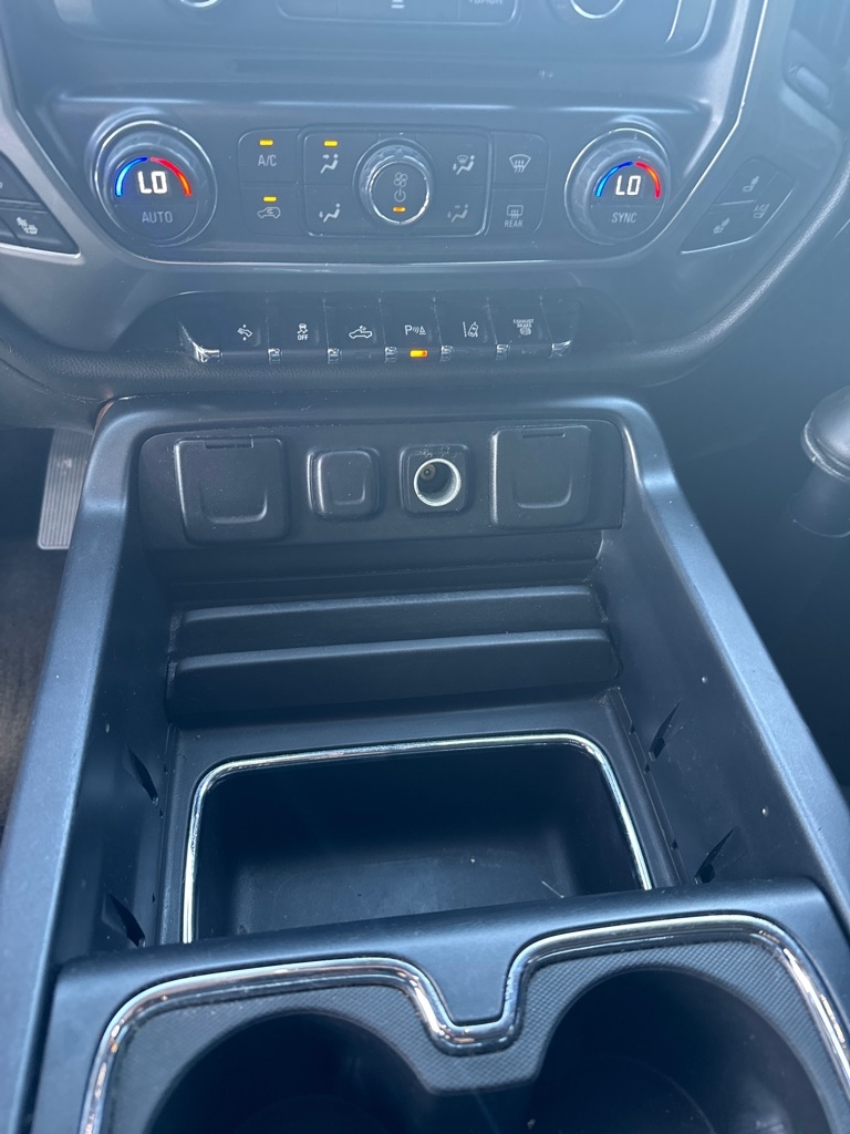 Chevrolet Silverado 2500HD Built After Aug 14 4WD Crew Cab 153.7" LTZ 2015