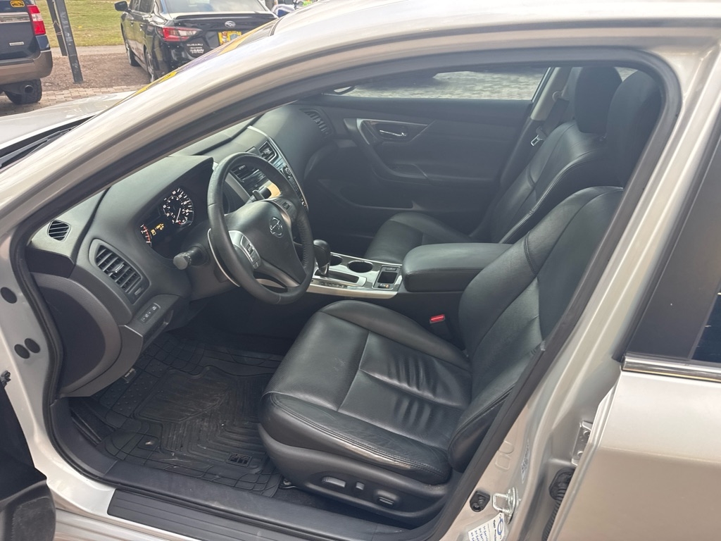 Nissan Rogue FWD 4dr S 2013