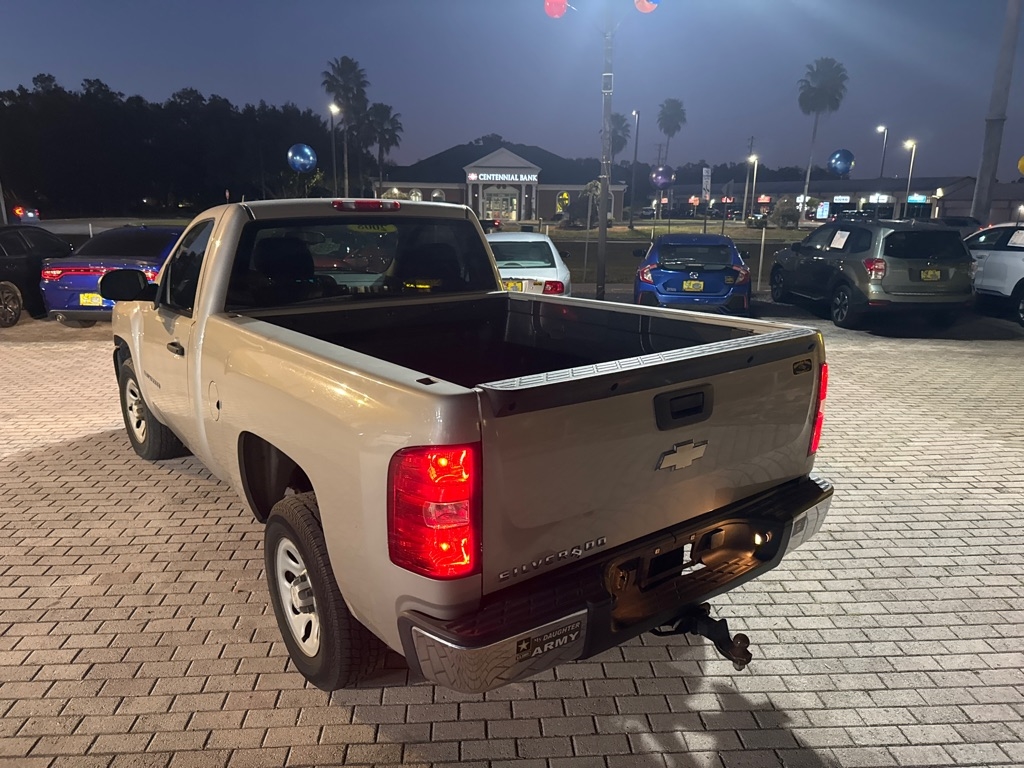 Chevrolet Silverado 1500 2WD Reg Cab 119.0" Work Truck 2008