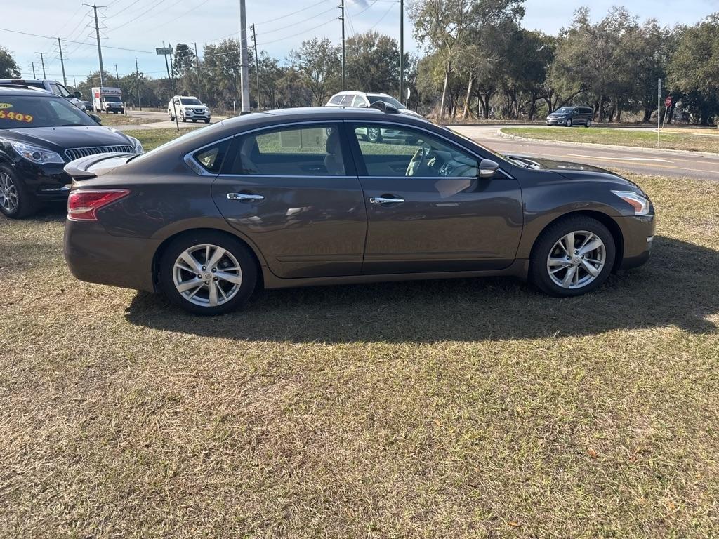 Nissan Altima 4dr Sdn I4 2.5 SL 2013