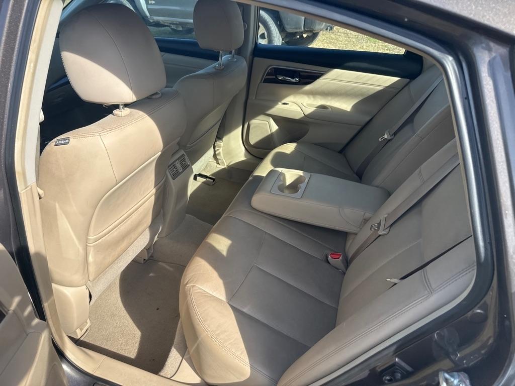 Nissan Altima 4dr Sdn I4 2.5 SL 2013