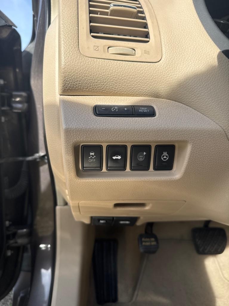 Nissan Altima 4dr Sdn I4 2.5 SL 2013