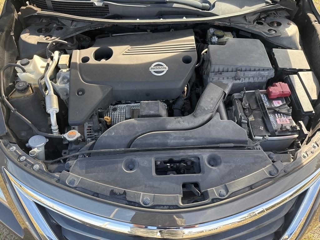 Nissan Altima 4dr Sdn I4 2.5 SL 2013