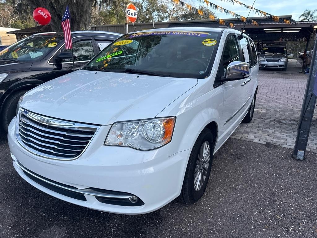 Chrysler Town & Country 4dr Wgn Touring-L 2016