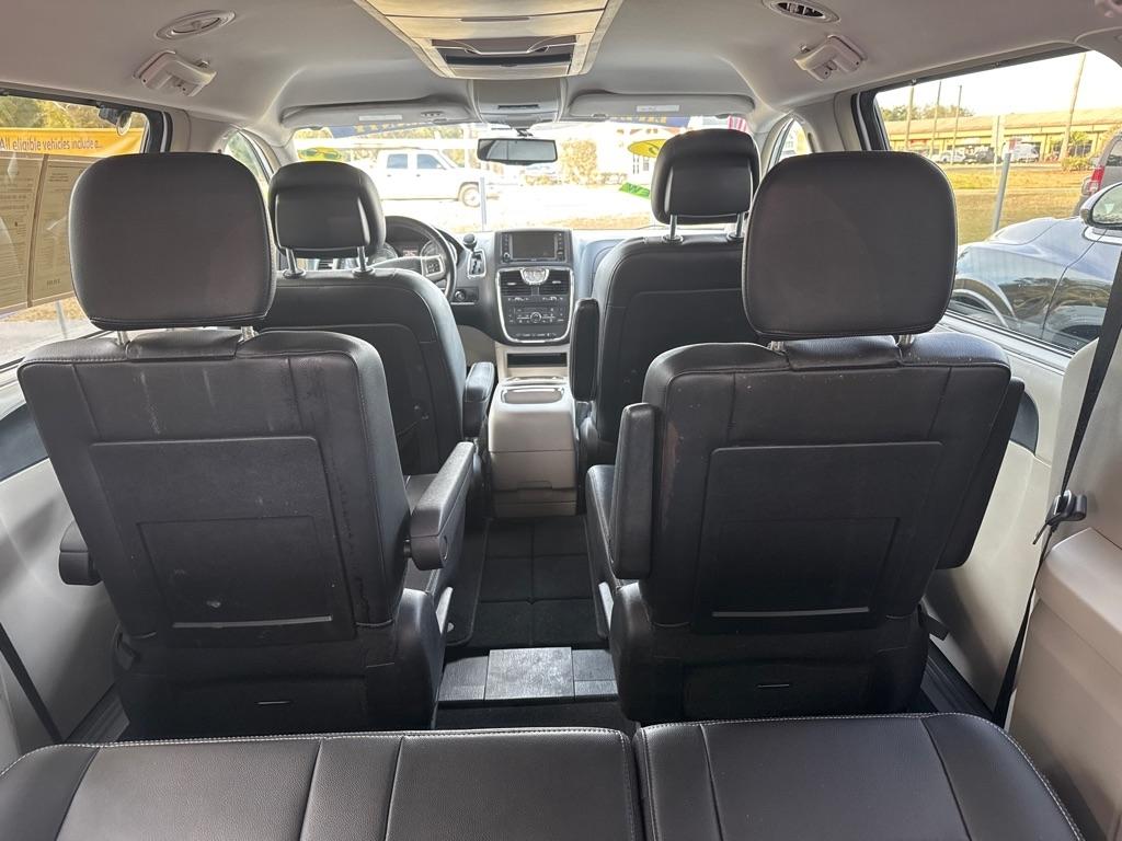 Chrysler Town & Country 4dr Wgn Touring-L 2016
