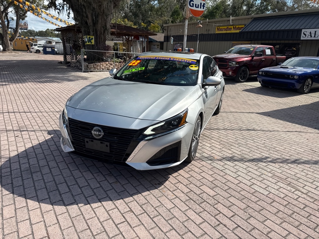Nissan Altima 2.5 SL Sedan 2023