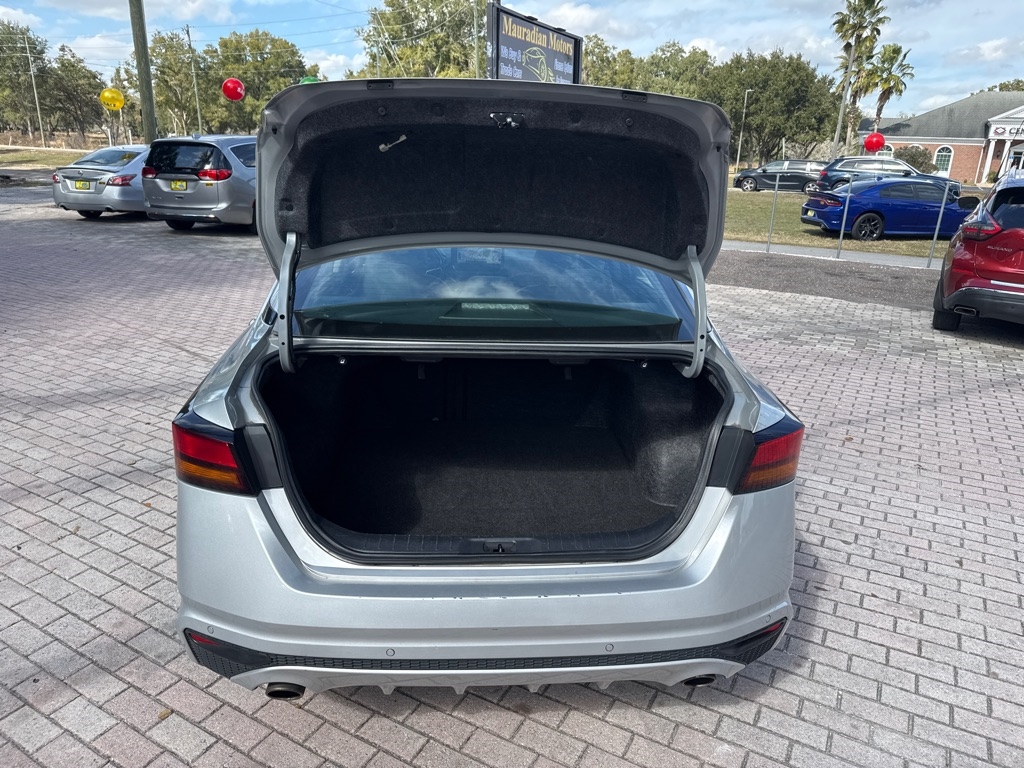 Nissan Altima 2.5 SL Sedan 2023