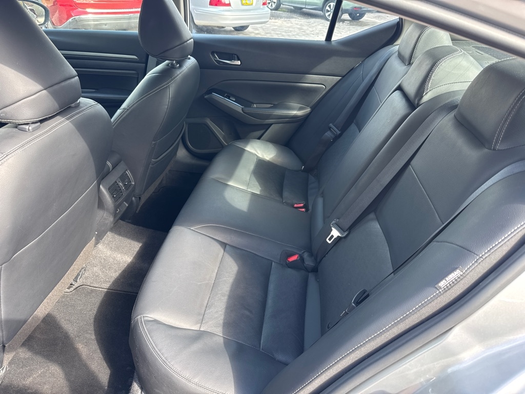 Nissan Altima 2.5 SL Sedan 2023