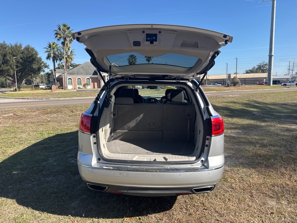 Buick Enclave FWD 4dr Convenience 2014