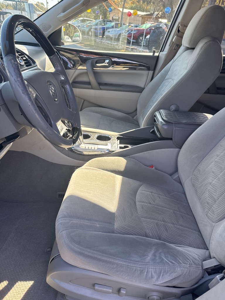 Buick Enclave FWD 4dr Convenience 2014