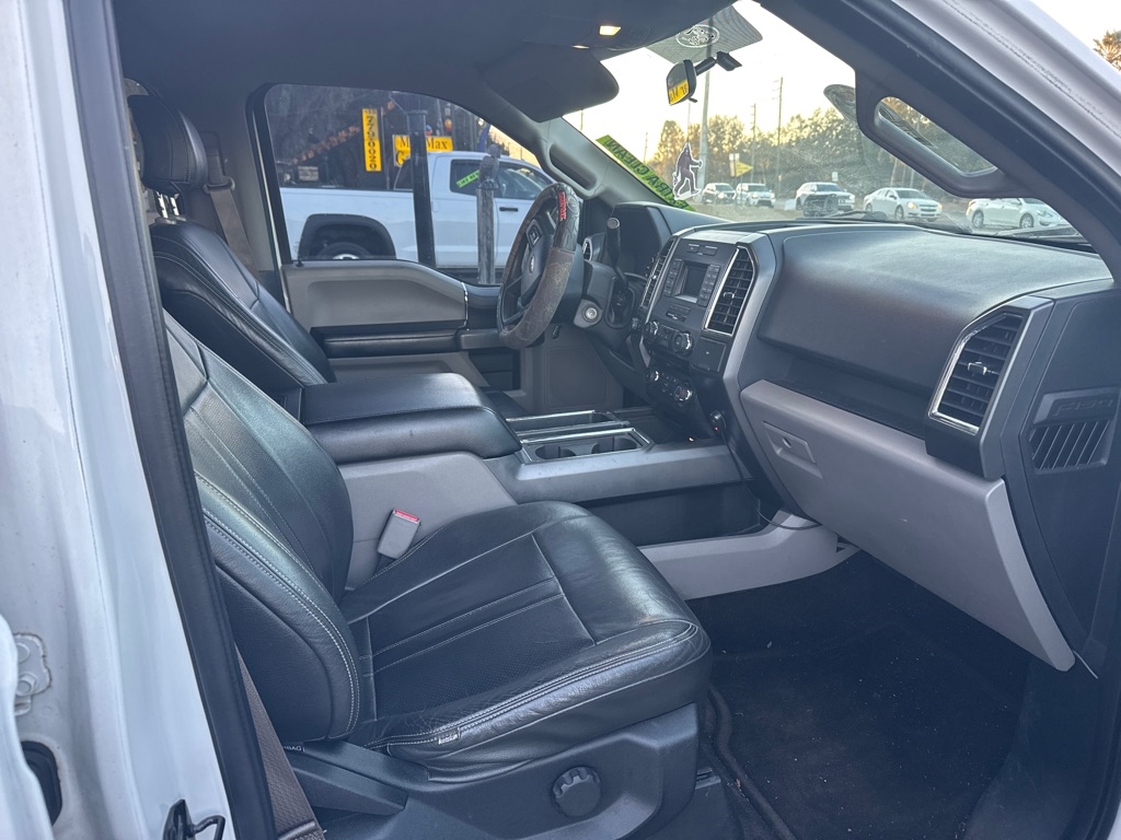 Ford F-150 4WD SuperCrew 145" XLT 2016