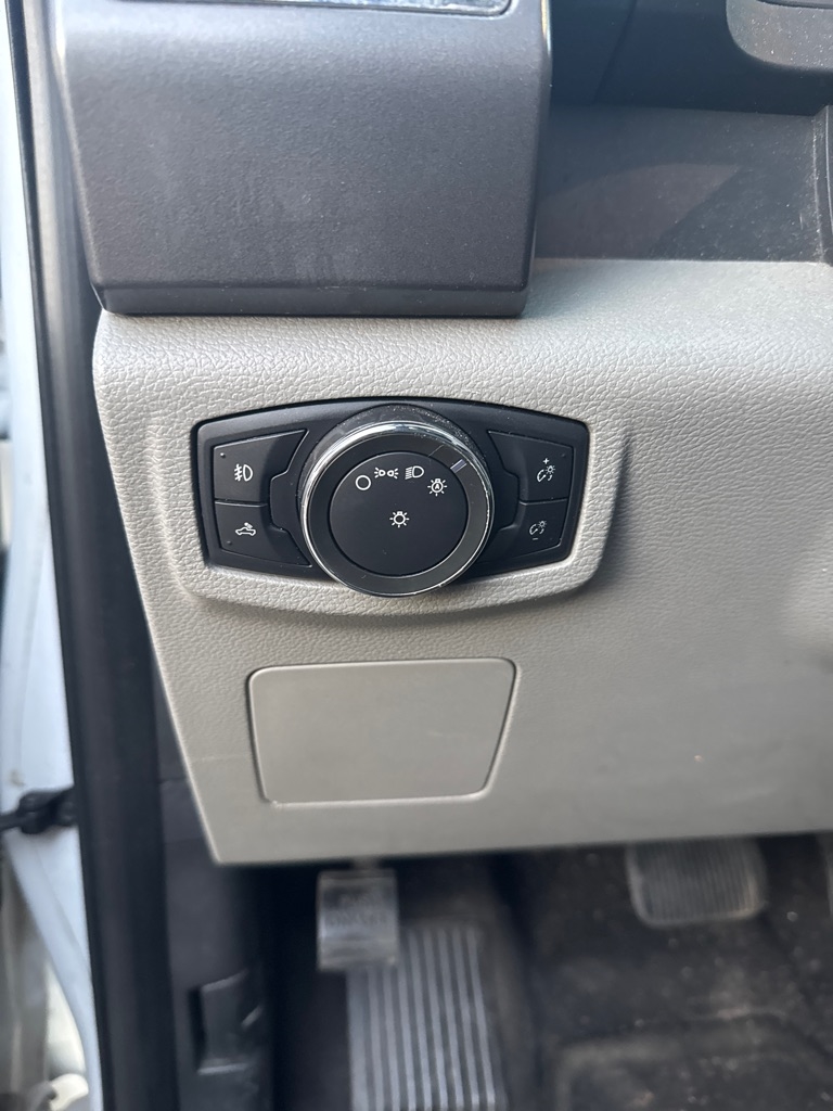 Ford F-150 4WD SuperCrew 145" XLT 2016