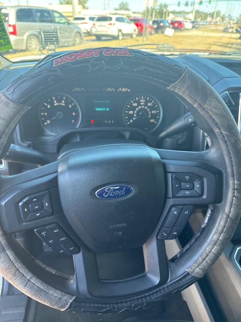 Ford F-150 4WD SuperCrew 145" XLT 2016