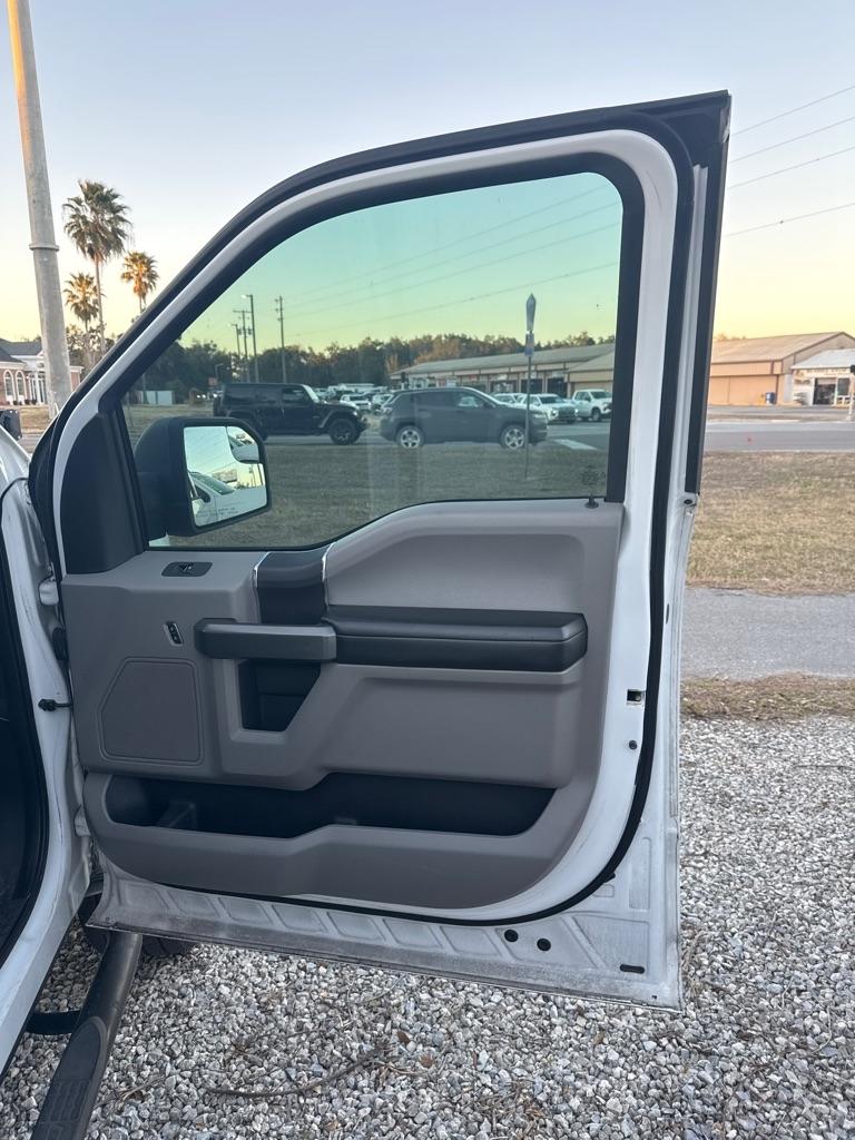 Ford F-150 4WD SuperCrew 145" XLT 2016