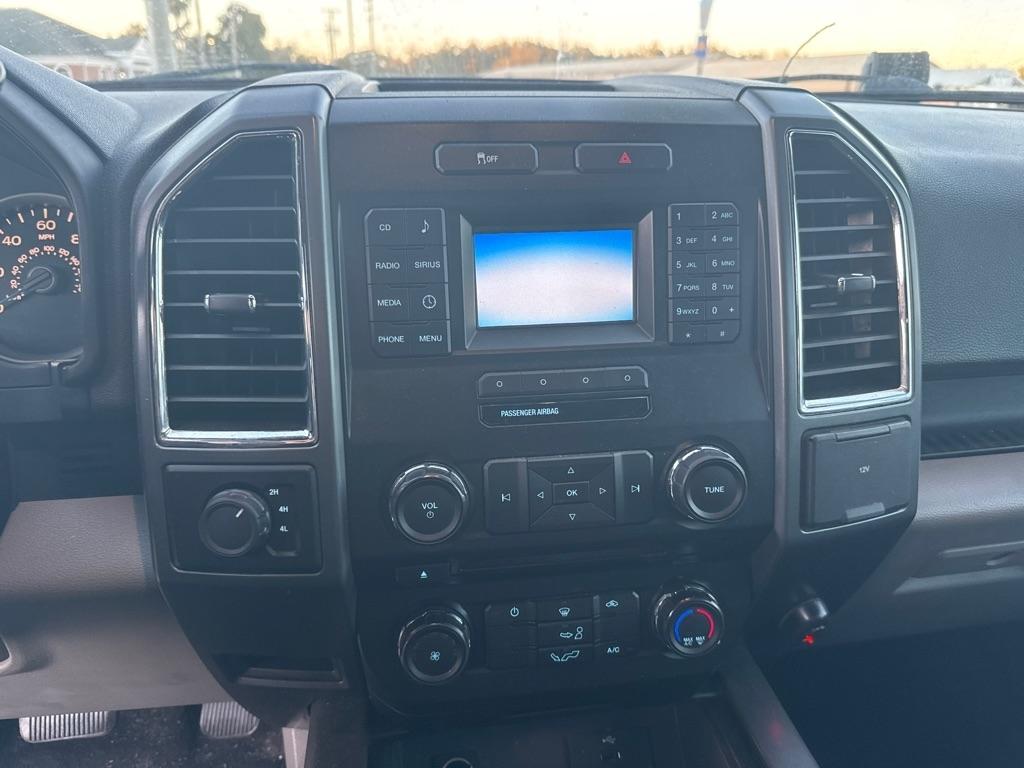 Ford F-150 4WD SuperCrew 145" XLT 2016