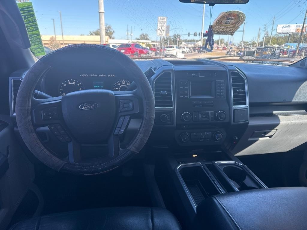 Ford F-150 4WD SuperCrew 145" XLT 2016