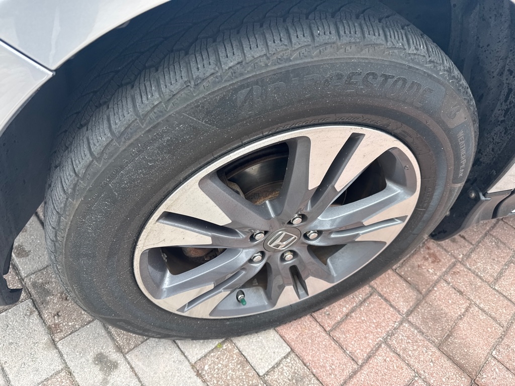 Honda Crosstour 4WD V6 5dr EX-L 2013