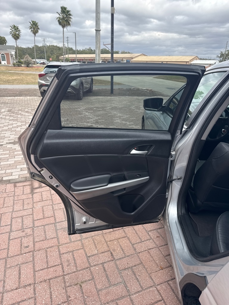 Honda Crosstour 4WD V6 5dr EX-L 2013