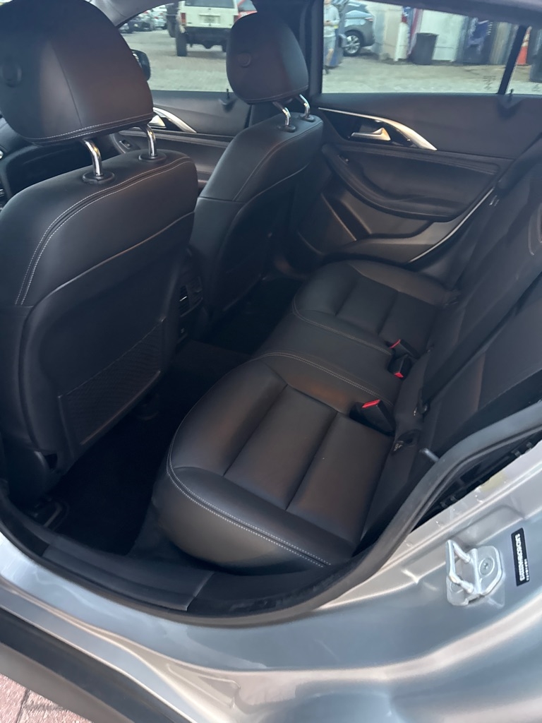 Infiniti QX30 Luxury AWD 2017