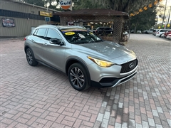 2017 Infiniti QX30 