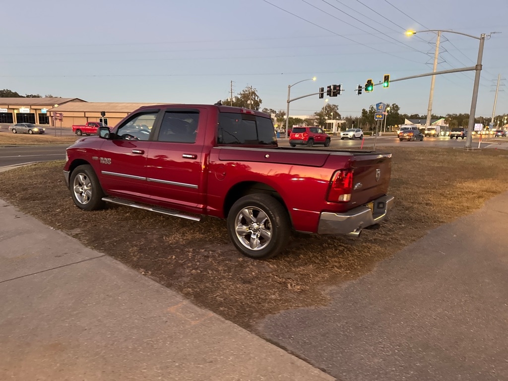 RAM 1500 2WD Crew Cab 140.5" Big Horn 2013