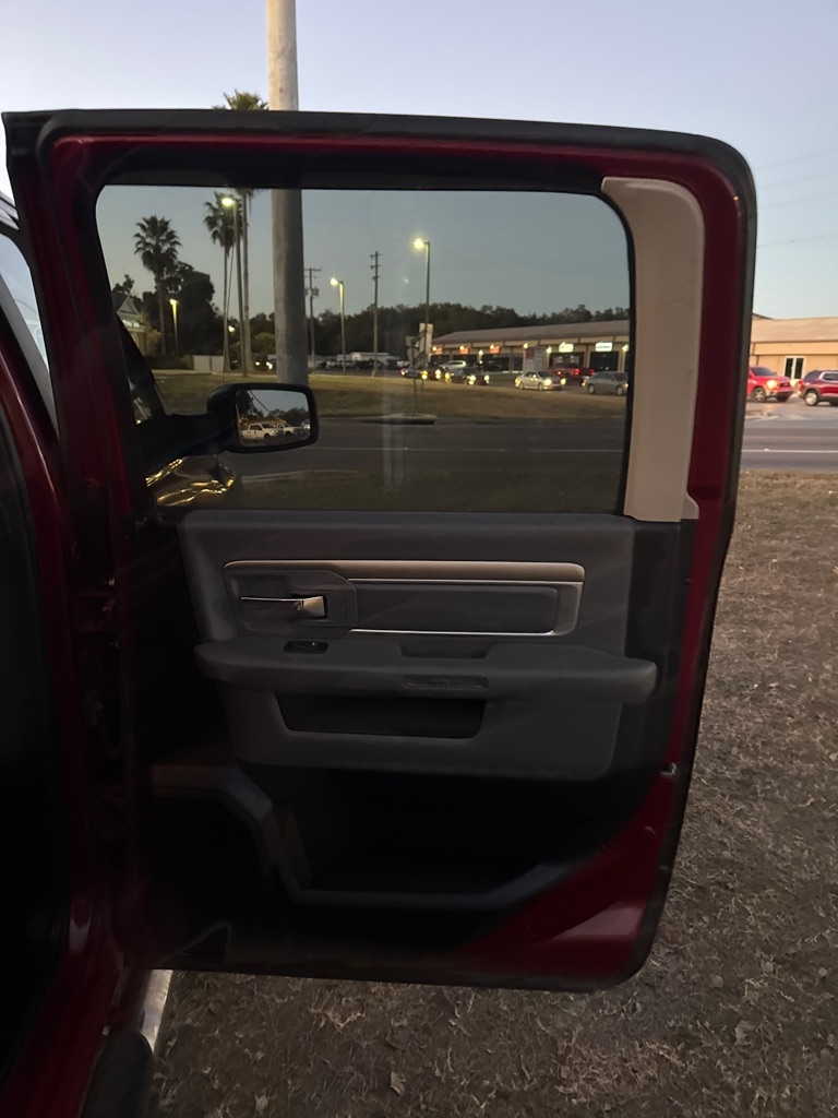 RAM 1500 2WD Crew Cab 140.5" Big Horn 2013