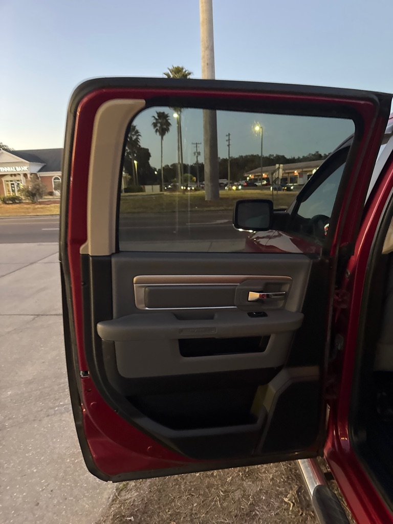 RAM 1500 2WD Crew Cab 140.5" Big Horn 2013