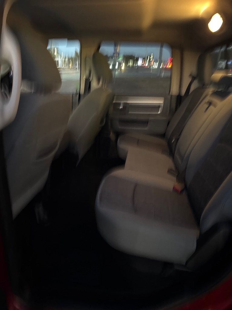 RAM 1500 2WD Crew Cab 140.5" Big Horn 2013