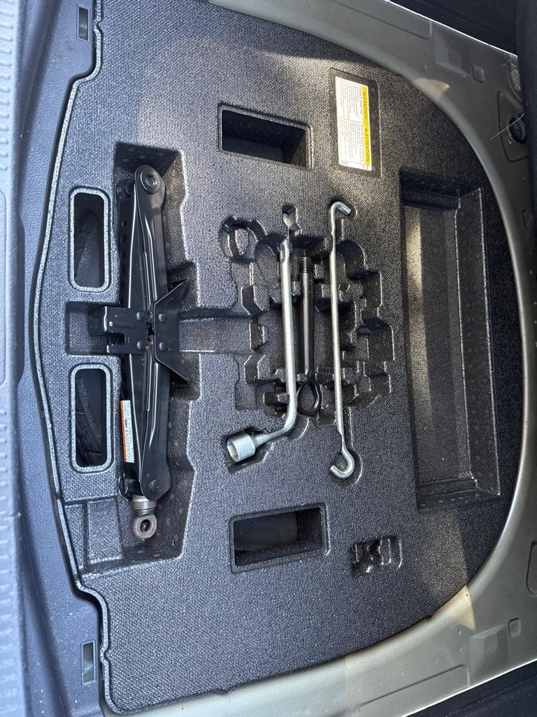 Toyota Camry XLE Auto (Natl) 2018