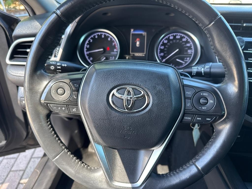 Toyota Camry XLE Auto (Natl) 2018