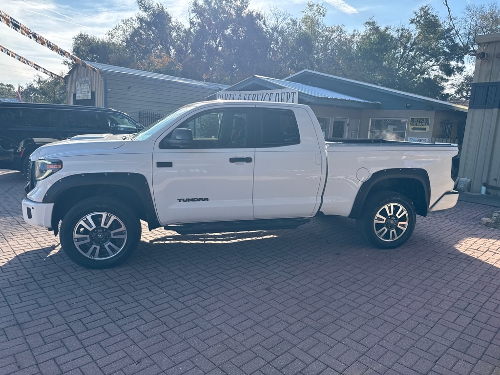 Toyota Tundra 4WD Limited Double Cab 6.5' Bed 5.7L (Natl) 2019