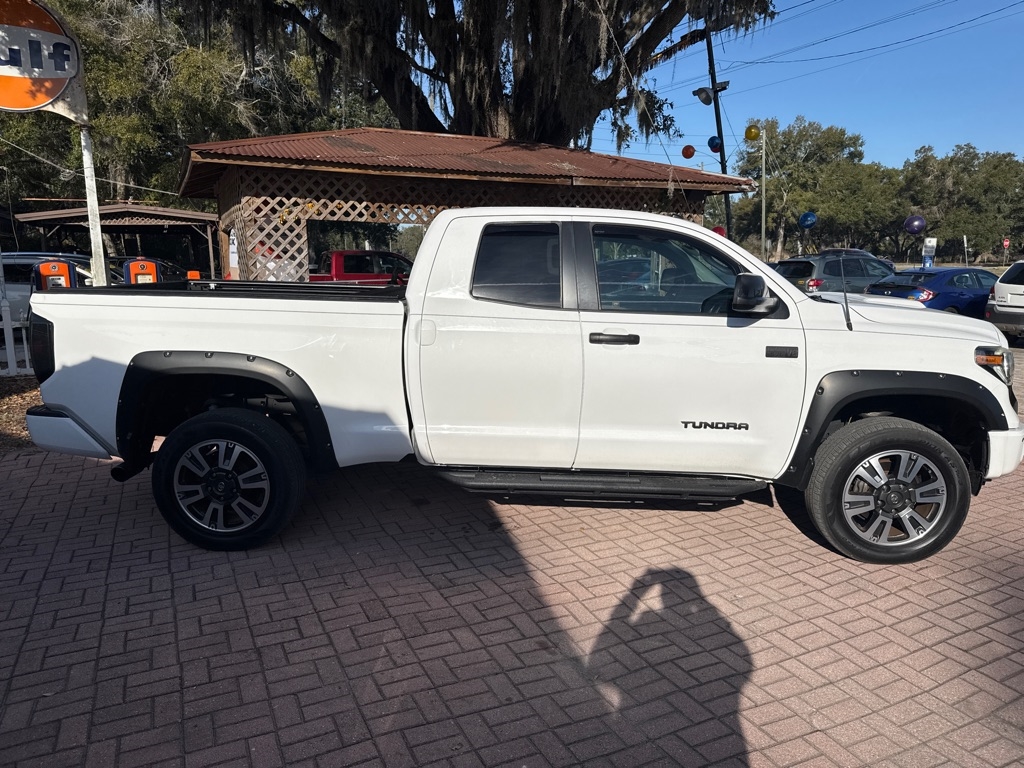 Toyota Tundra 4WD Limited Double Cab 6.5' Bed 5.7L (Natl) 2019