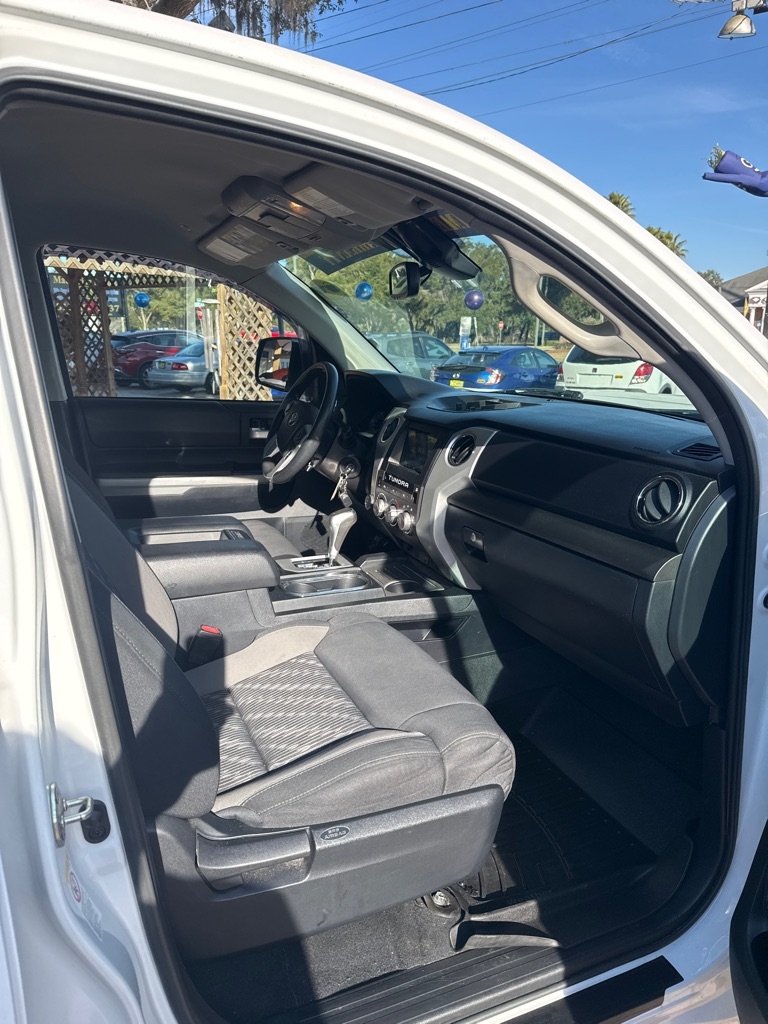 Toyota Tundra 4WD Limited Double Cab 6.5' Bed 5.7L (Natl) 2019