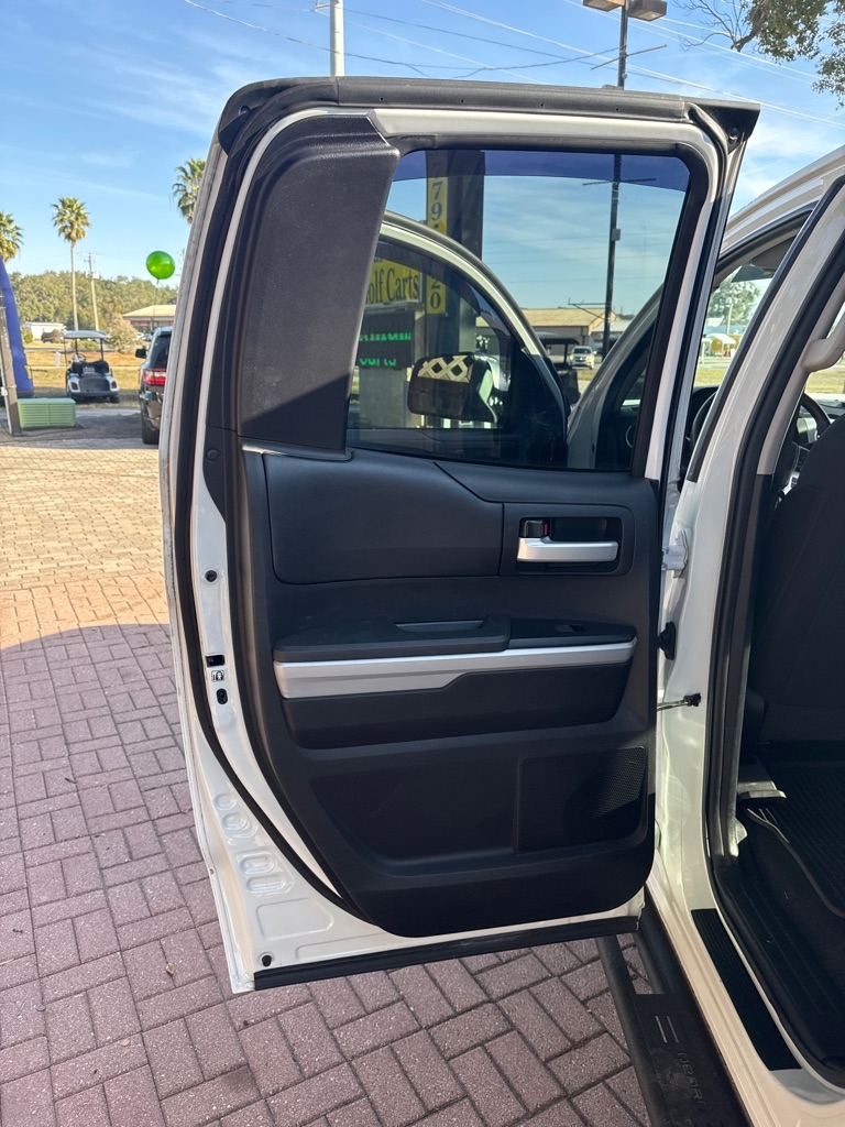 Toyota Tundra 4WD Limited Double Cab 6.5' Bed 5.7L (Natl) 2019