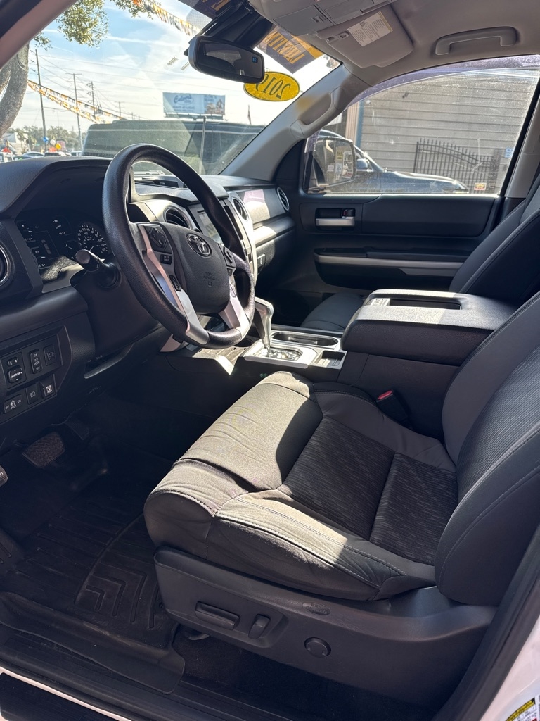 Toyota Tundra 4WD Limited Double Cab 6.5' Bed 5.7L (Natl) 2019