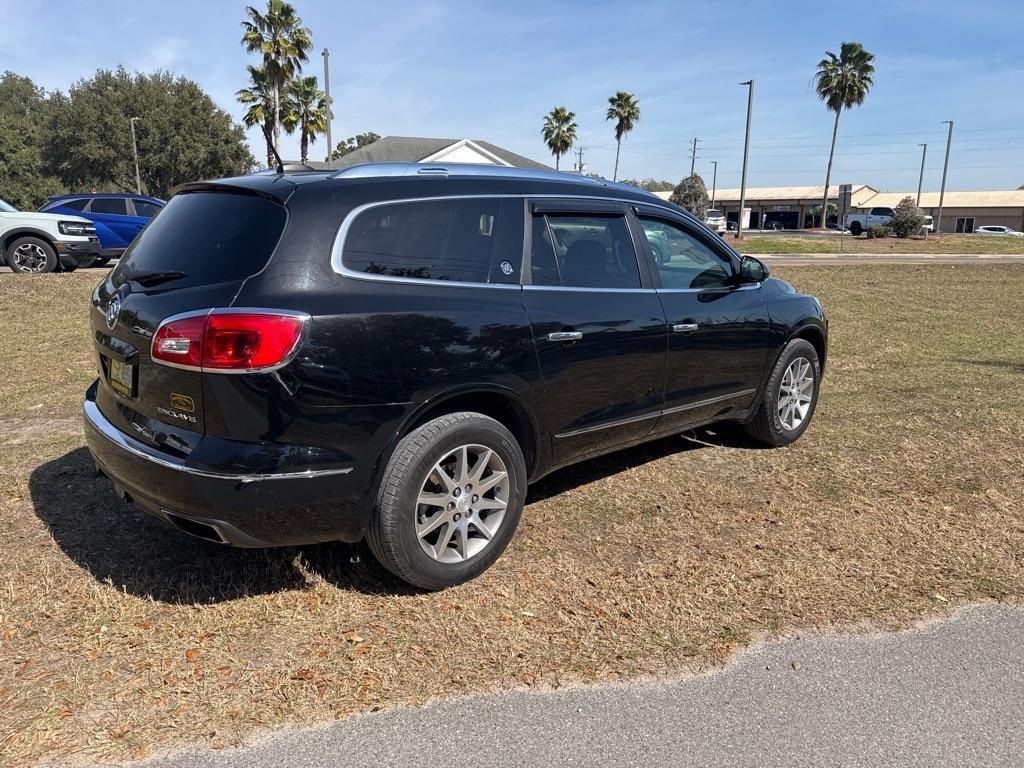 Buick Enclave FWD 4dr Leather 2016