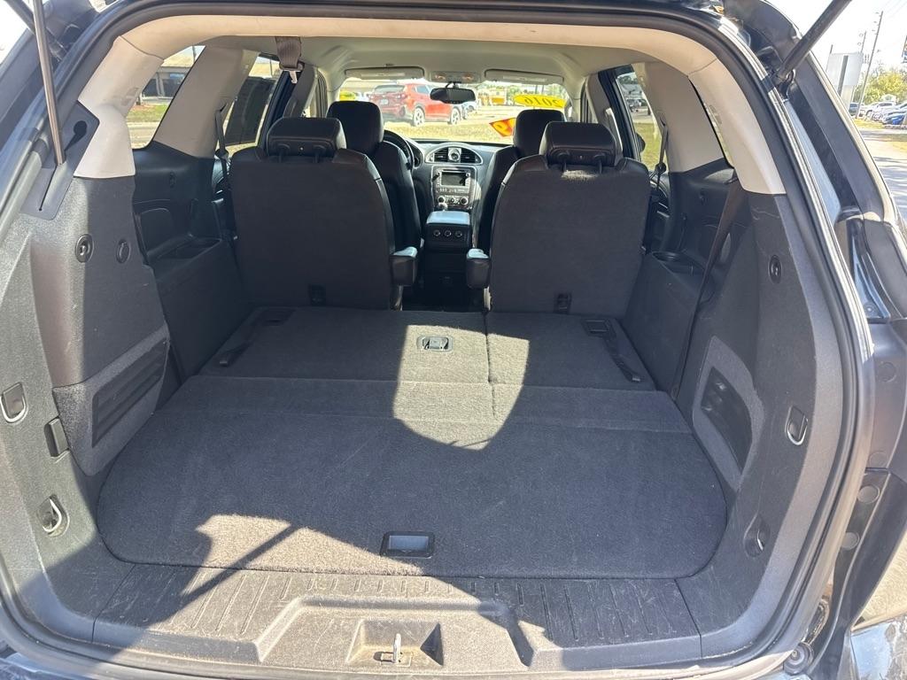 Buick Enclave FWD 4dr Leather 2016