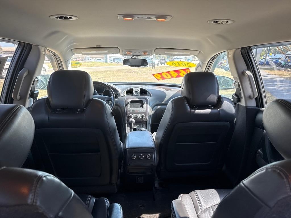 Buick Enclave FWD 4dr Leather 2016