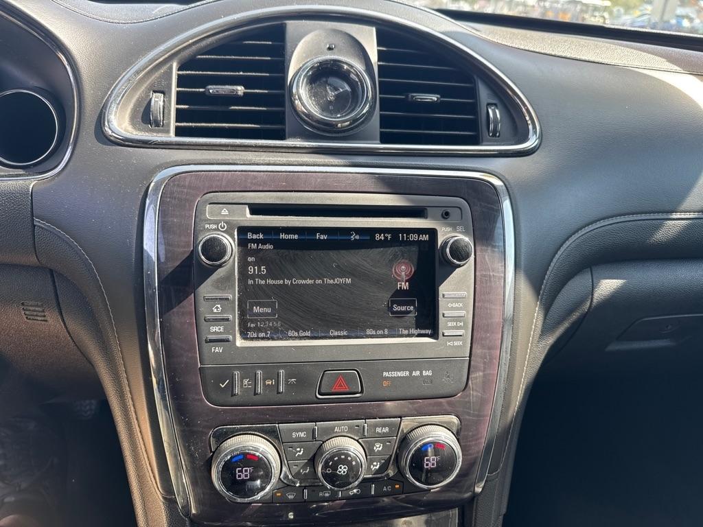 Buick Enclave FWD 4dr Leather 2016