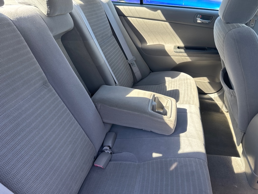 Toyota Camry 4dr Sdn XLE Auto (Natl) 2006