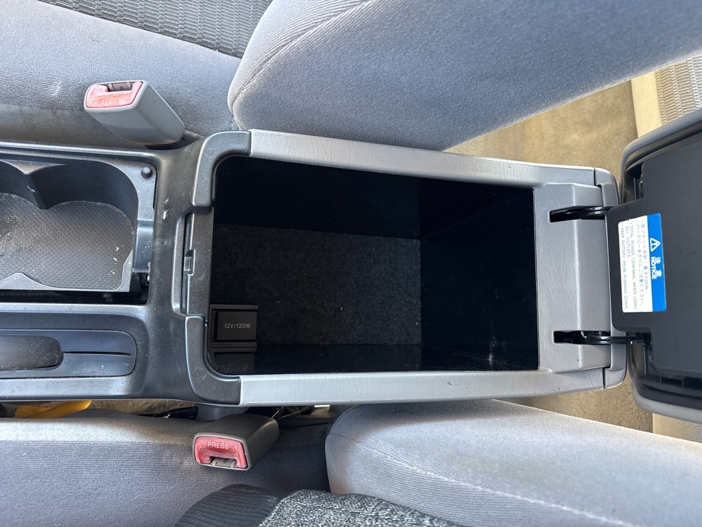 Toyota Camry 4dr Sdn XLE Auto (Natl) 2006