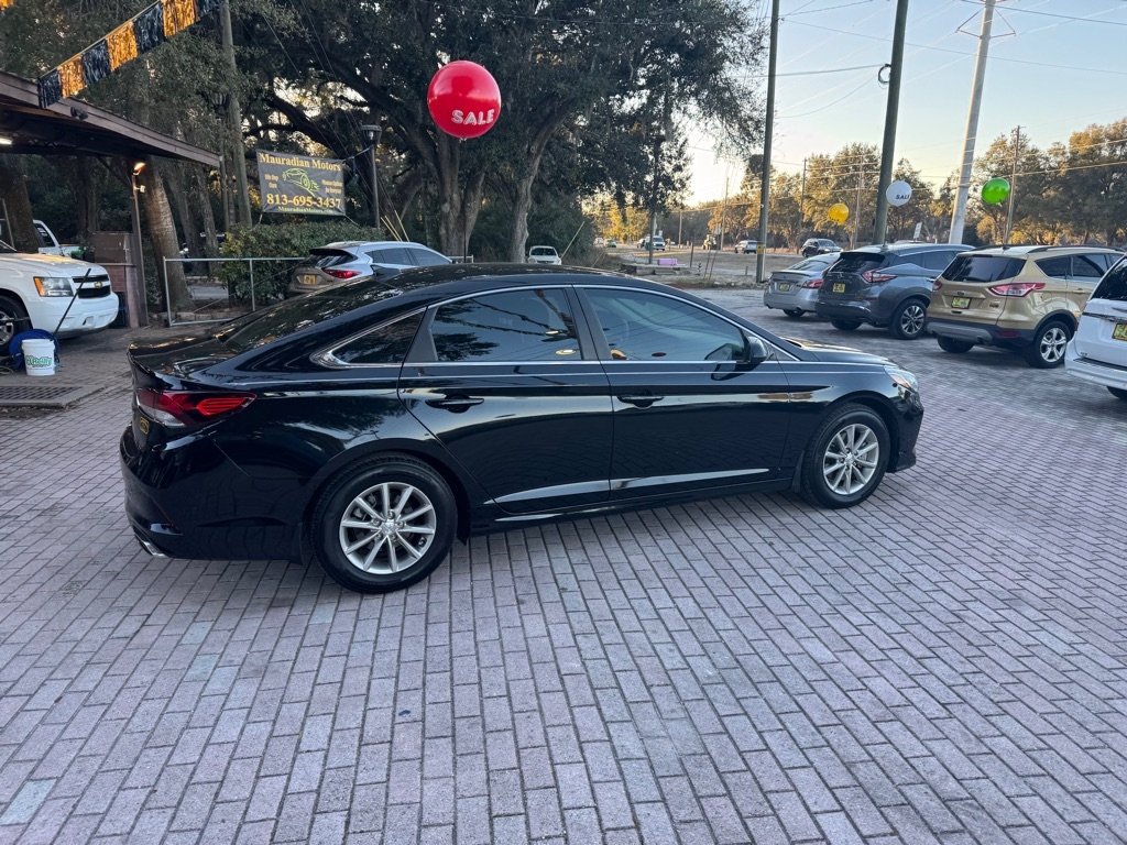 Hyundai Sonata SE 2.4L 2019