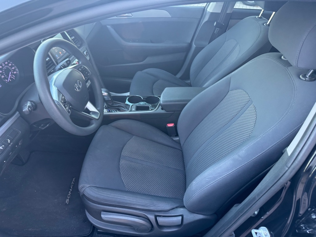 Hyundai Sonata SE 2.4L 2019