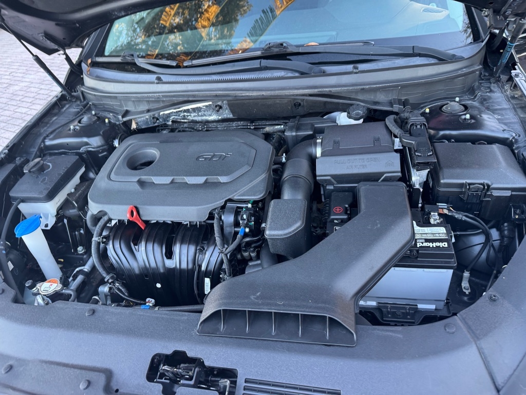 Hyundai Sonata SE 2.4L 2019