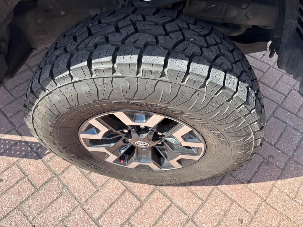 Toyota Tacoma TRD Off Road Access Cab 6' Bed V6 4x4 AT (Natl) 2017